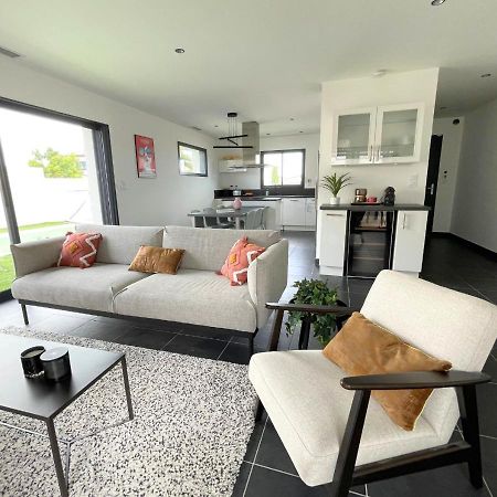 Villa Contemporaine Avec Piscine Chauffee Proche Des Plages Sauvian Eksteriør bilde